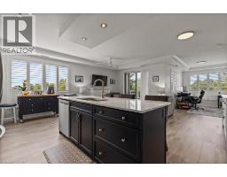 539 BELMONT Avenue W UnitNo. 502 - 3