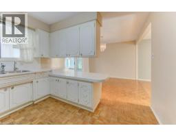 12 OLD YORK Crescent - 25