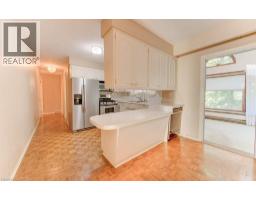 12 OLD YORK Crescent - 30