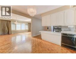 12 OLD YORK Crescent - 32