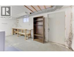 12 OLD YORK Crescent - 37