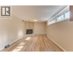 12 OLD YORK Crescent - 43