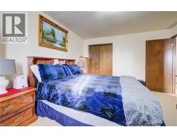 42 RUFFIAN Road - 22