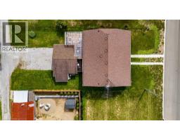 99 WELLINGTON Street - 24