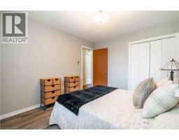 1095 COCKSHUTT Road - 21