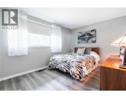 1095 COCKSHUTT Road - 24
