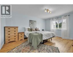 10 WESTVIEW Court - 16