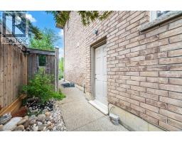 9 LORUPE Court - 46