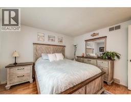 48 ALBERT Street E - 19