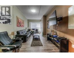 8 HICKORY Street W UnitNo. 304 - 8