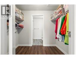 62 BALSAM Street UnitNo. H302 - 22