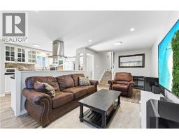 117 NORTHLAKE Drive UnitNo. A - 10