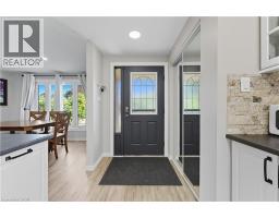 117 NORTHLAKE Drive UnitNo. A - 4