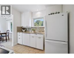 272 HARTWOOD Place - 23