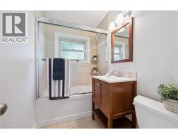 272 HARTWOOD Place - 24