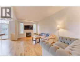 579 COMMONWEALTH Crescent - 12
