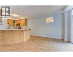 579 COMMONWEALTH Crescent - 16
