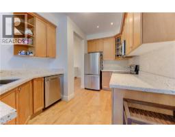 579 COMMONWEALTH Crescent - 19