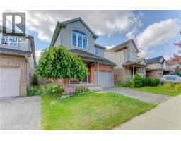 579 COMMONWEALTH Crescent - 2