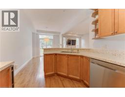579 COMMONWEALTH Crescent - 22