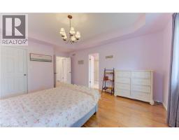 579 COMMONWEALTH Crescent - 25