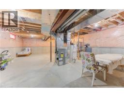 579 COMMONWEALTH Crescent - 36