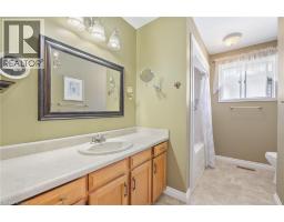 47 MARLEY Crescent - 17