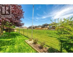 47 MARLEY Crescent - 37