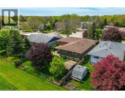 47 MARLEY Crescent - 42