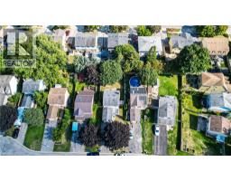 15 GLENDAN Court - 35