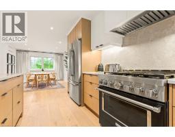 387 MELANIE Crescent - 13