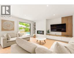 387 MELANIE Crescent - 17