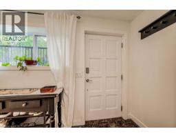 558 SPRUCEHILL Avenue - 17