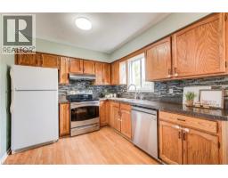 633 GRANGE Crescent - 10