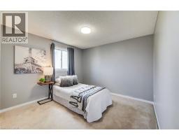 633 GRANGE Crescent - 24