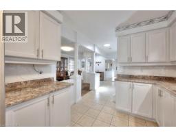 6 HEATHERWOOD Place - 14