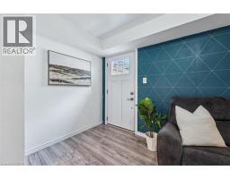 47 ROUSE Avenue - 19