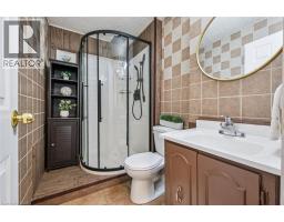 47 ROUSE Avenue - 23