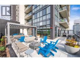 60 CHARLES Street W UnitNo. 2405 - 40