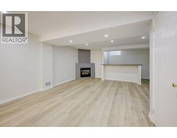 4 KING WILLIAM Court - 36