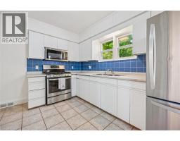 96 SELKIRK Street - 14
