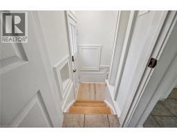 96 SELKIRK Street - 25