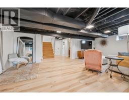 96 SELKIRK Street - 26
