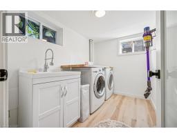 96 SELKIRK Street - 33