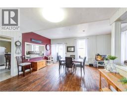 137 WELLINGTON Street - 11