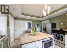 137 WELLINGTON Street - 8