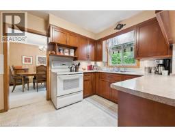 46 LARKSPUR Crescent - 11