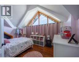15 JAYLIN Crescent - 20