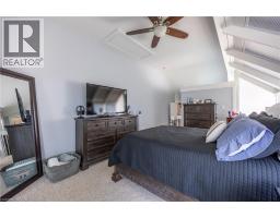 15 JAYLIN Crescent - 24
