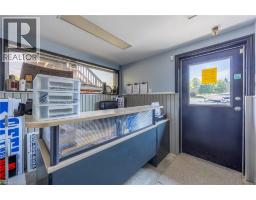 15 JAYLIN Crescent - 33